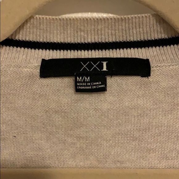 XXI Collegiate Cardigan - Picture 3 of 4